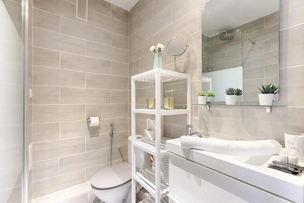 Champs Elysees Haussmann Charming 1br Appartamento Parigi